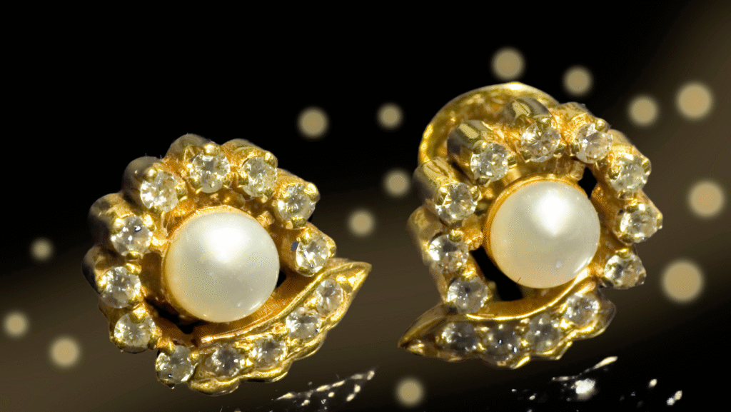 Minimalist Gold Studs